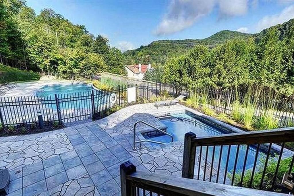 Condo Entier, Fully Equiped Pool And Spa Only In Summer Мон-Трамблан Экстерьер фото